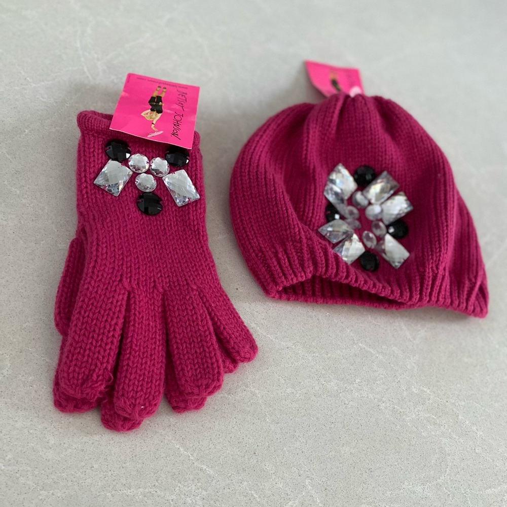 Betsey Johnson Fuchsia Gem Hat and Gloves Set Women’s Size S/M